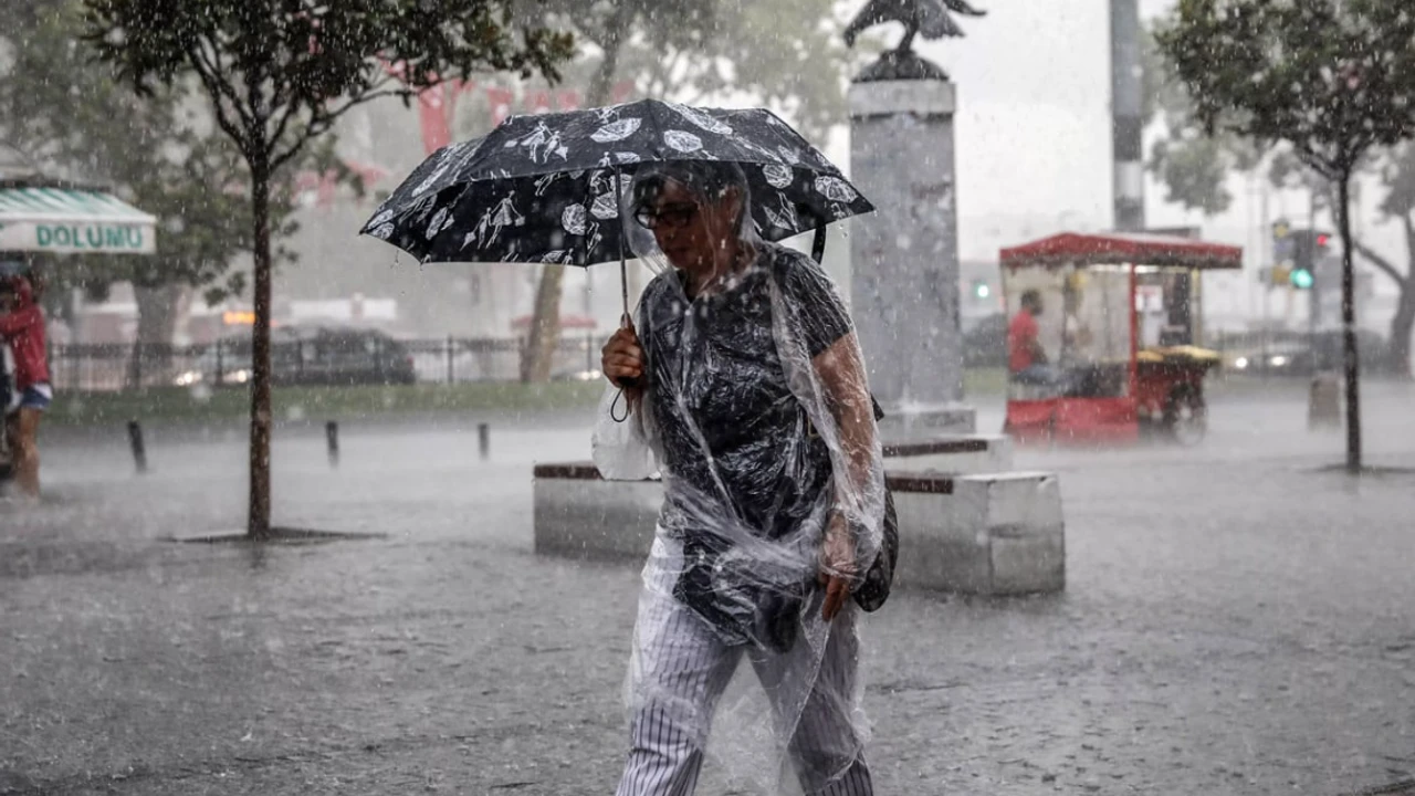 Yarın dışarı çıkacaklar dikkat: Bakanlık o haritayı paylaştı, 14 il için alarm verildi!